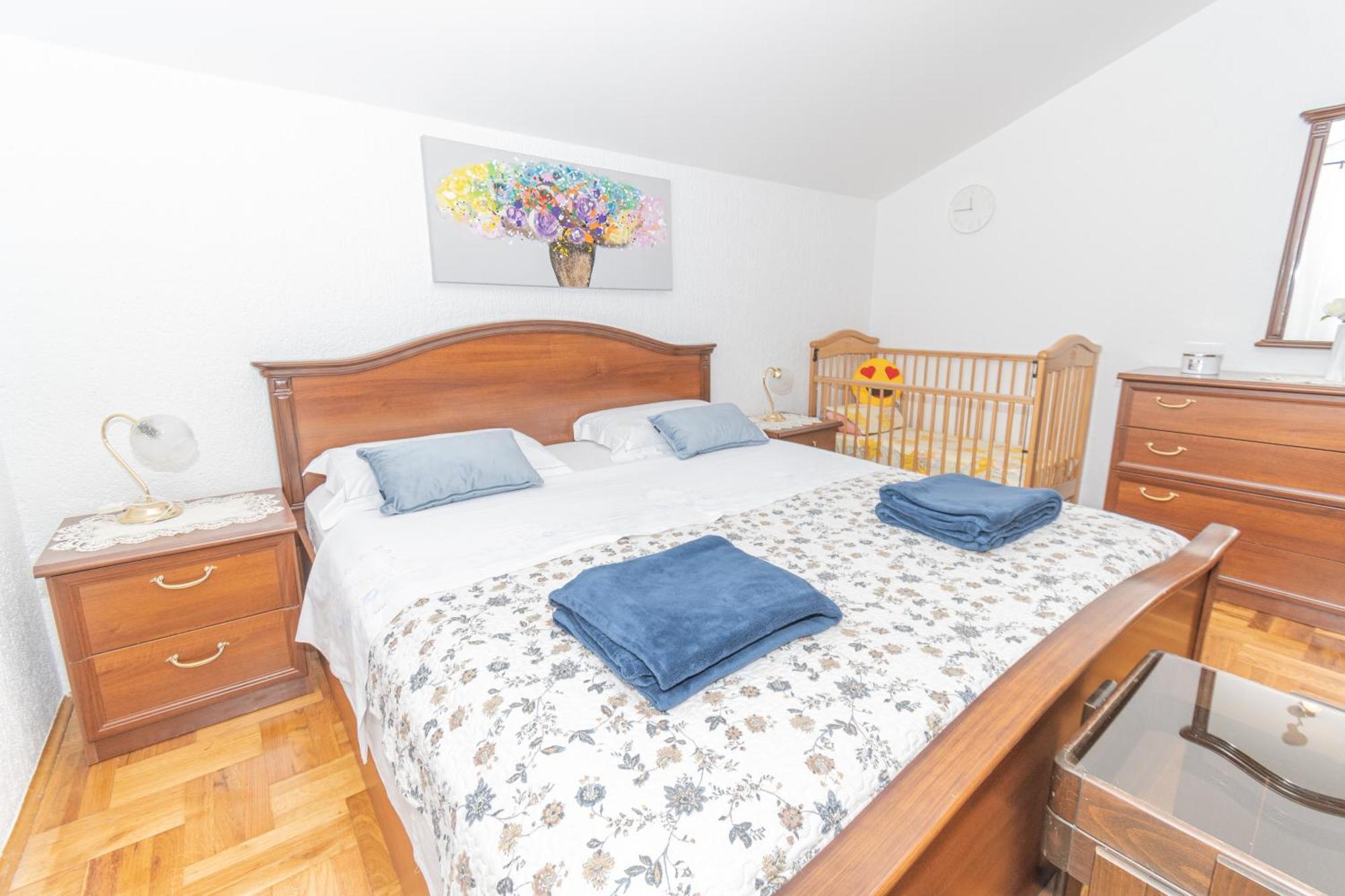 Spacious Villa For 10 With A Big Private Pool Trilj Екстер'єр фото